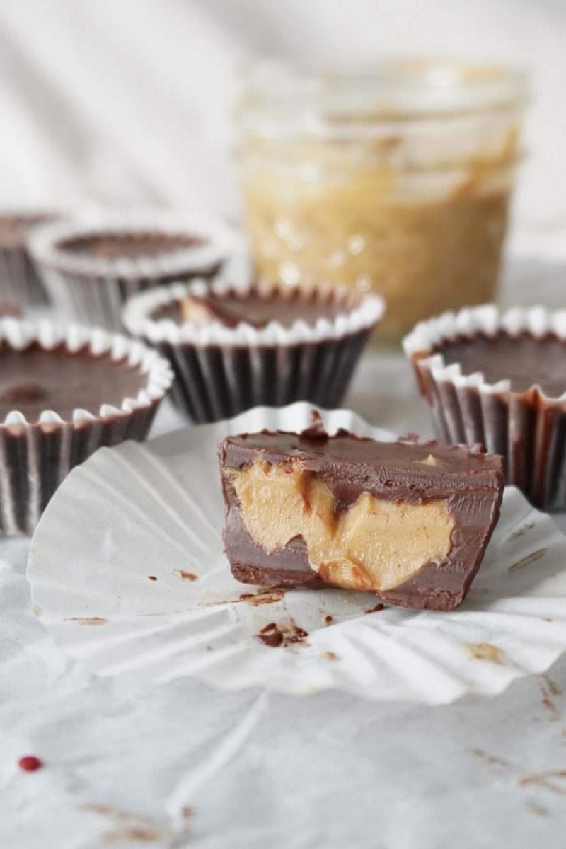 recipe-dark-chocolate-peanut-butter-cups
