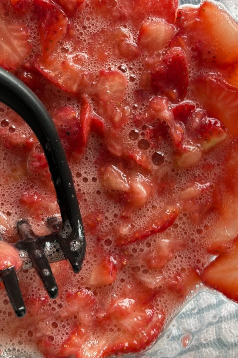 strawberry-compote-recipe-dessert-topping